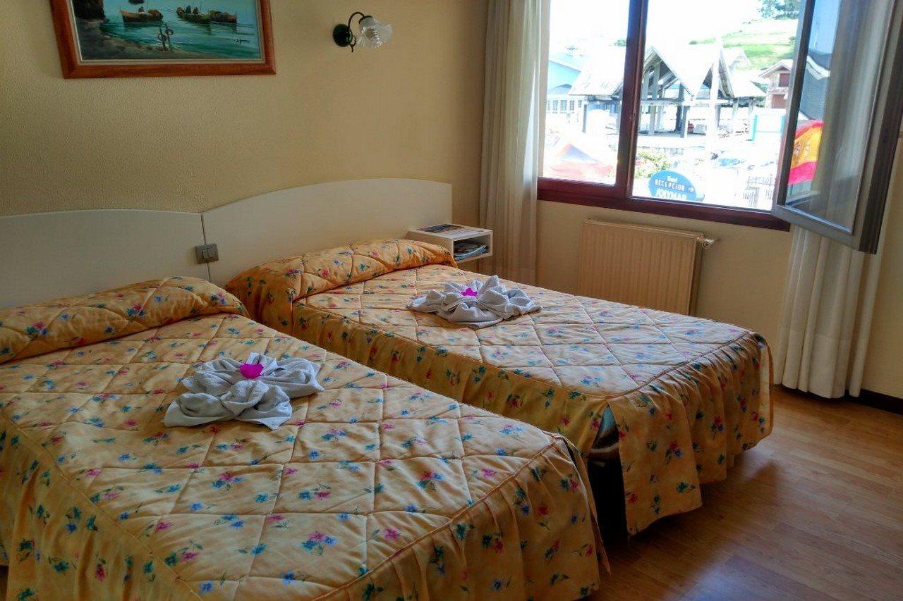 Hotel Costa Cantabra Argoños Exteriör bild